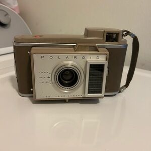 Polaroid Brown Land Camera